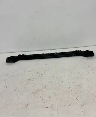 Porsche Cayenne (92A) Bottom radiator support slam panel 7P0805551