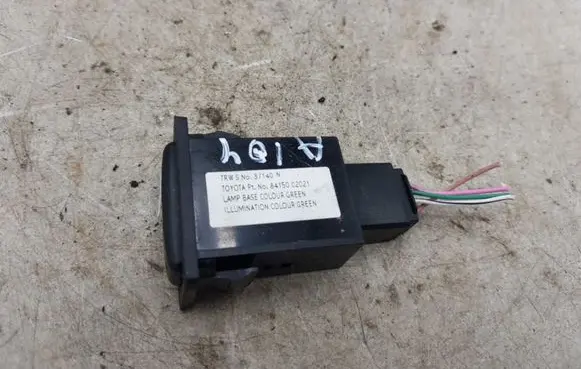 Toyota Corolla Verso E121 Other switches/knobs/shifts 8415002021