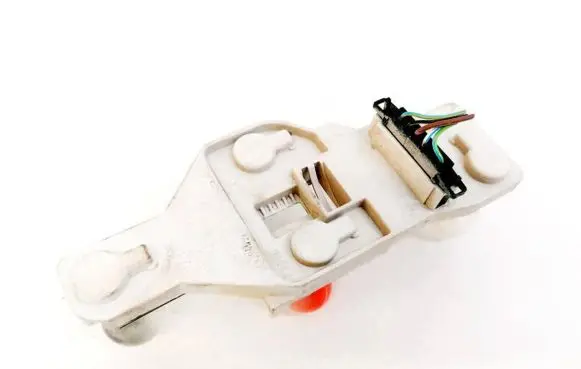 Skoda Octavia Mk2 (1Z) Tail light bulb cover holder 1Z9945258
