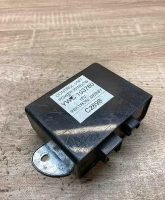 Rover 25 Electric power window relay YWC103780 C2898
