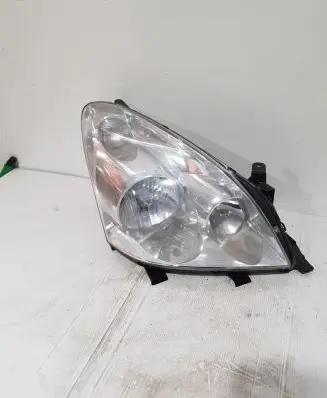 Toyota Corolla Verso E121 Headlight/headlamp 3124R