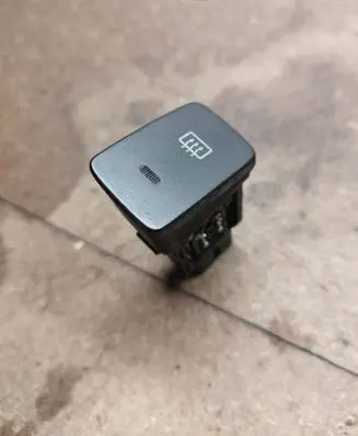 Hyundai Tucson JM Windscreen/window heater switch 937102e000