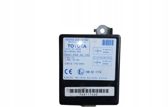 Toyota Corolla Verso AR10 Door control unit/module 0F010