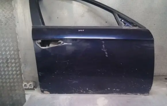 Alfa Romeo 159 Front door