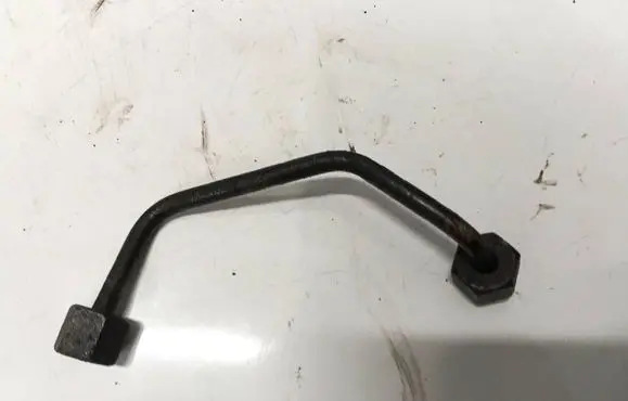 Ford Focus Fuel line pipe 