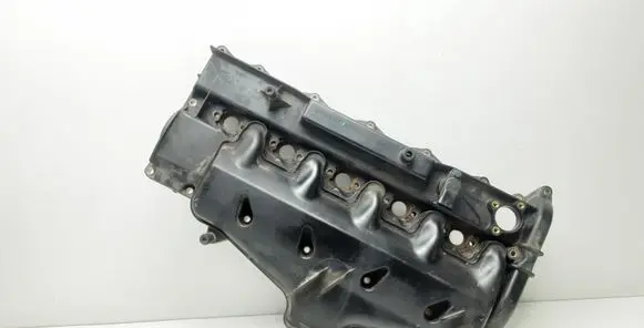Volvo XC70 Rocker cam cover 30743312 30743259