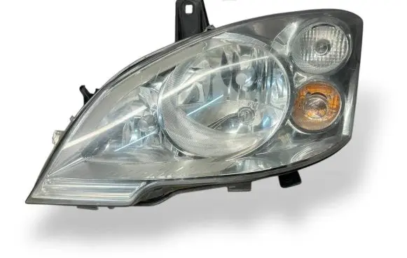 Mercedes-Benz Vito Viano W639 Headlight/headlamp A6398201861 1EG00962701