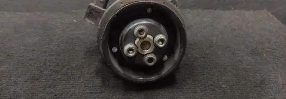 Volkswagen Golf VI Water pump pulley 03C880727D