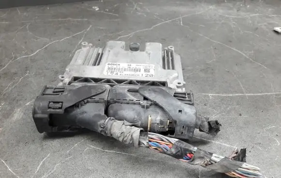 Fiat Croma Engine control unit/module ECU 0281012961