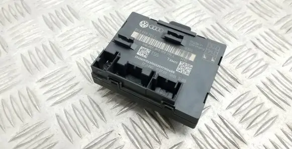 Audi A4 S4 B8 8K Door control unit/module 8K0959795C