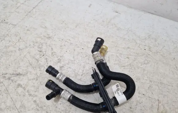 Ford Explorer VI Engine coolant pipe/hose L1M318C266AA