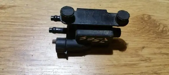 Renault Laguna I Turbo solenoid valve 7700861642 ser5096