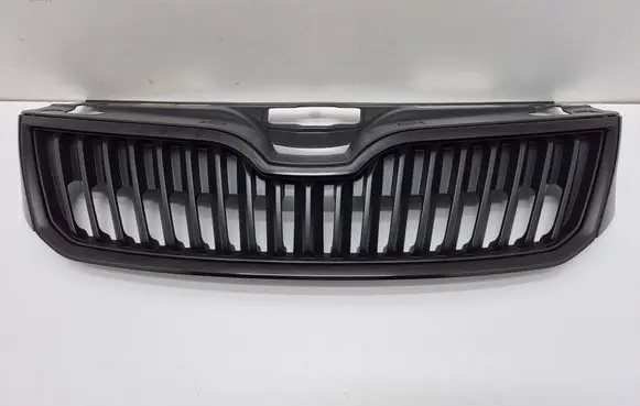 Skoda Rapid (NH) Front bumper upper radiator grill 5JA853668
