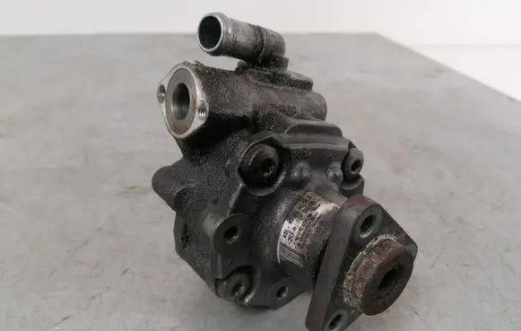 Audi A6 S6 C6 4F Power steering pump 4F0145156B