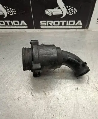 Mercedes-Benz E W211 Air intake hose/pipe A6421400687 4010202B