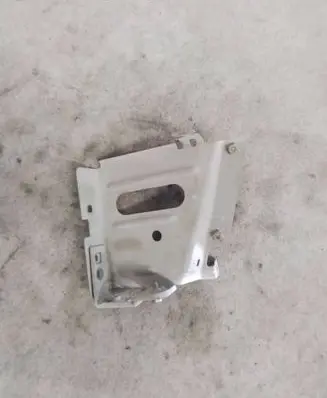 Renault Master III Fender mounting bracket 03D25312R 2216
