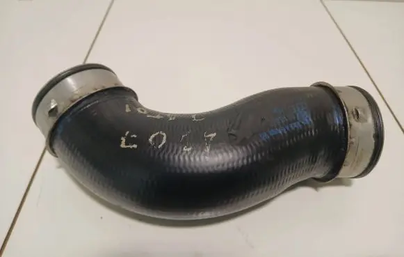 Audi A3 S3 8P Intercooler hose/pipe 1k0145838d