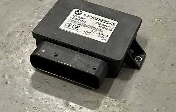 BMW 5 F10 F11 Hand brake control module 6798113 32620231A 23122010