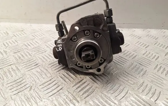Toyota Avensis T250 Fuel injection high pressure pump 221000R020 HU2940000306