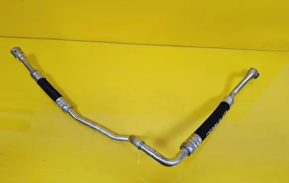 Seat Cordoba (6L) Air conditioning (A/C) pipe/hose 6Q1820743F