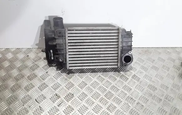 Toyota Yaris Intercooler radiator JD1270000620