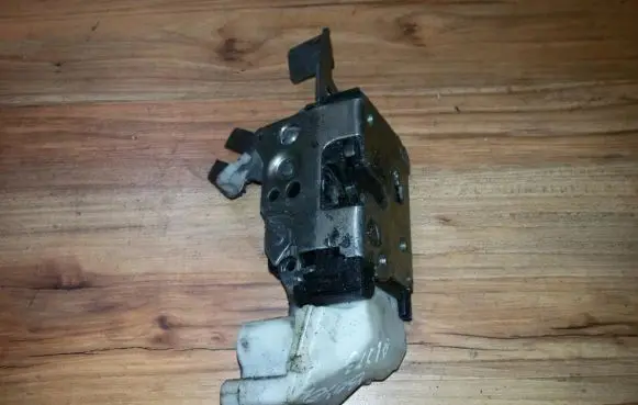 Front door lock