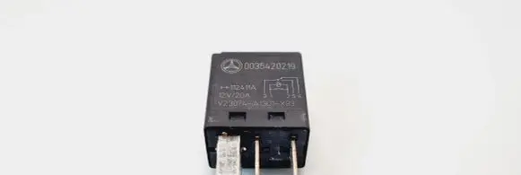 Mercedes-Benz Sprinter W906 Other relay 0035420219