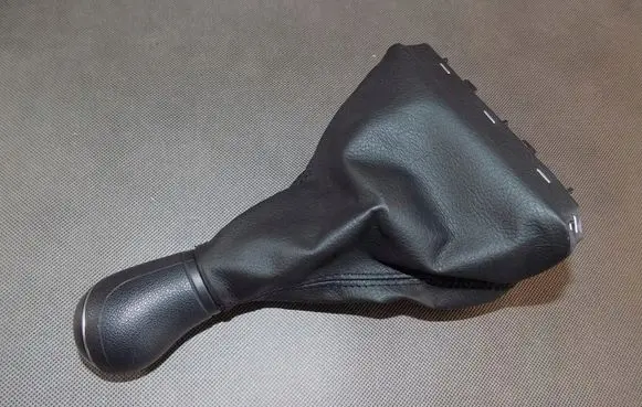 Volkswagen Polo VI Gear lever shifter trim leather/knob 2G1711113