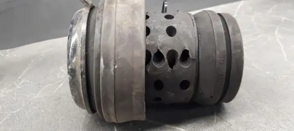 Seat Cordoba (6L) Engine mount vacuum valve 1h0199611