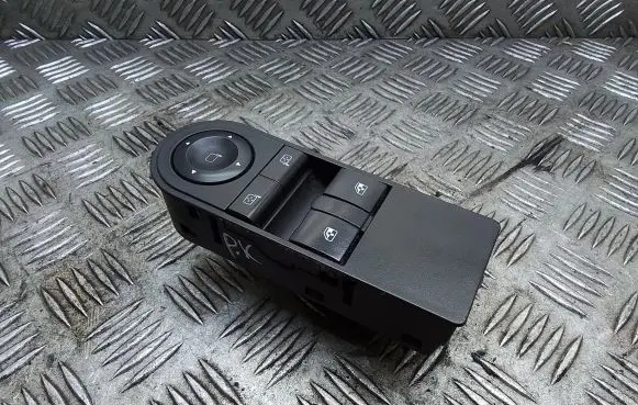 Opel Zafira B Electric window control switch 13228706