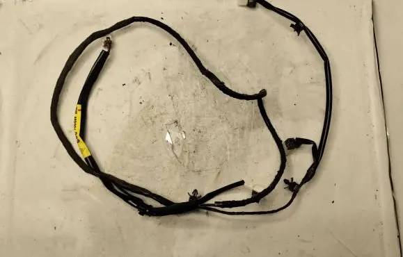Chrysler Sebring (FJ - JX) Tailgate/trunk wiring harness MB301383
