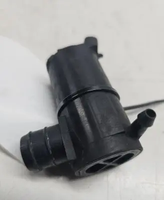 Mazda 6 Windscreen/windshield washer pump 8603101970