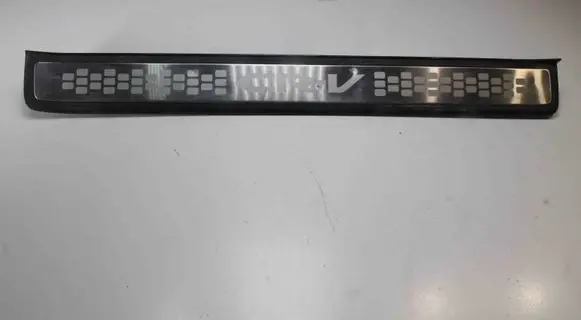 Honda CR-V Side skirt rear trim 84252SWAA012M1