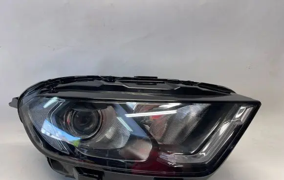 Ford Ecosport Headlight/headlamp GN1513D154HE