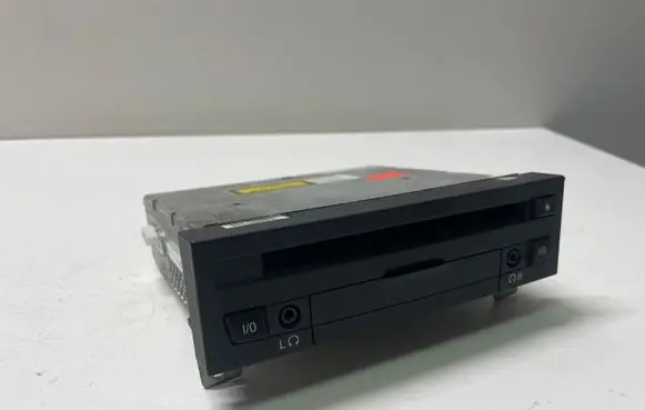 BMW 7 F01 F02 F03 F04 Navigation unit CD/DVD player 9206256