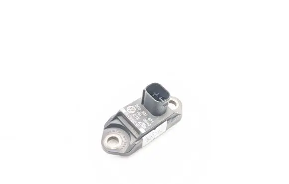 Volkswagen Scirocco Airbag deployment crash/impact sensor 3C0907651