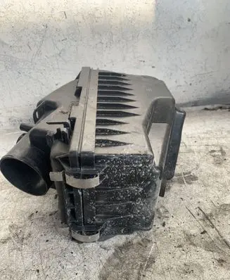 Toyota Corolla Verso AR10 Air filter box