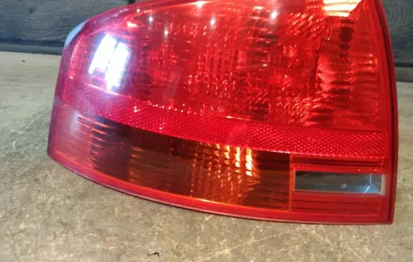 Audi A4 S4 B7 8E 8H Rear/tail lights 8E5945095