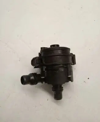 BMW 7 G11 G12 Electric auxiliary coolant/water pump 8623759