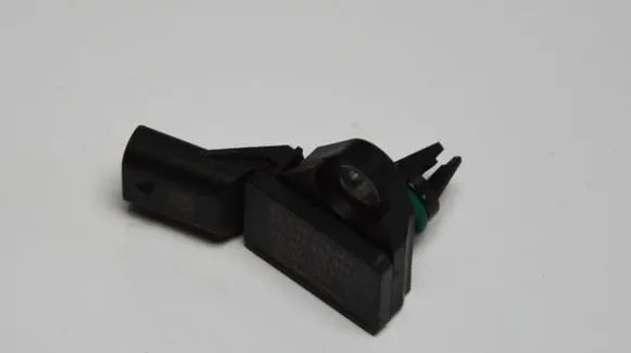 Audi A8 S8 D5 Air pressure sensor 06E906051T