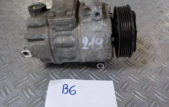 Volkswagen PASSAT B6 Air conditioning (A/C) compressor (pump) 1K0820803S 01842104663 R134A