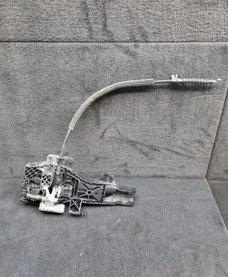 Audi Q7 4L Rear door exterior handle/bracket 4L0839886H 4L0839886