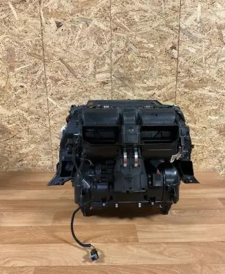 BMW 5 E60 E61 Interior heater climate box assembly 9134987