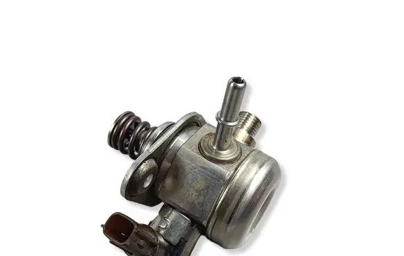 Mitsubishi Outlander IV Mechanical fuel pump 166306CA0A 6013018666 0261520517