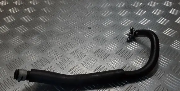 Mitsubishi Pajero Engine coolant pipe/hose