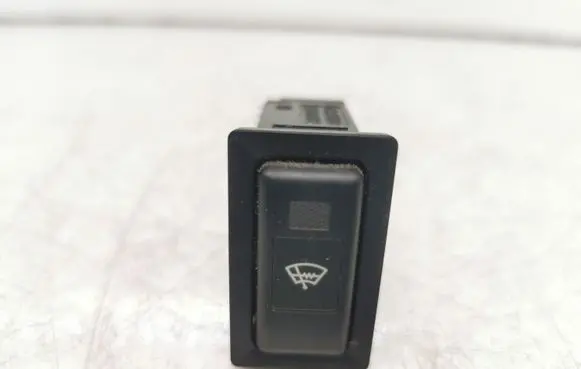 Toyota Avensis T250 Windscreen/window heater switch 156762