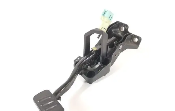 Ford Mustang VI Brake pedal FR3Z-2455-A FR3C-2D094-AD