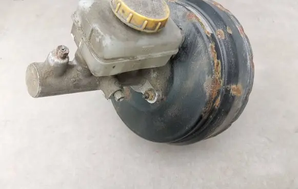 Subaru Impreza II Brake booster 86406316 1711