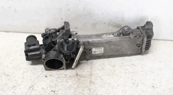 Volvo XC60 EGR valve cooler 31325030