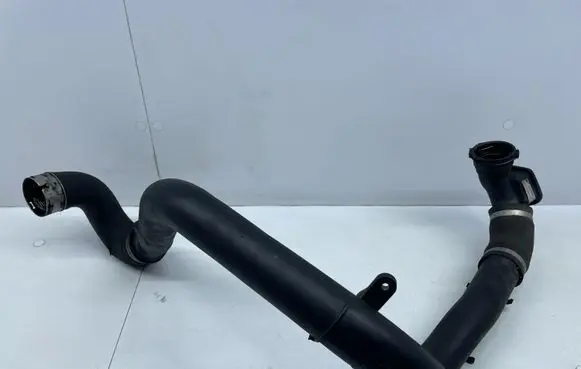 Mini Cooper Countryman R60 Intercooler hose/pipe 8512206